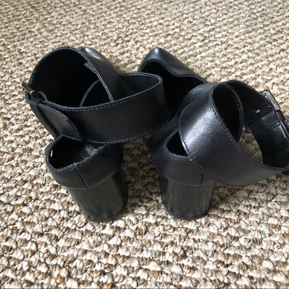 Zara Black Pointed Toe Ankle Strap Shoe Size 6 - Picture 5 of 5